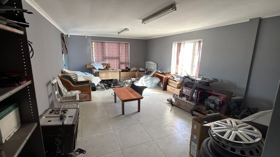 To Let Commercial Property for Rent in Stikland Industrial Western Cape